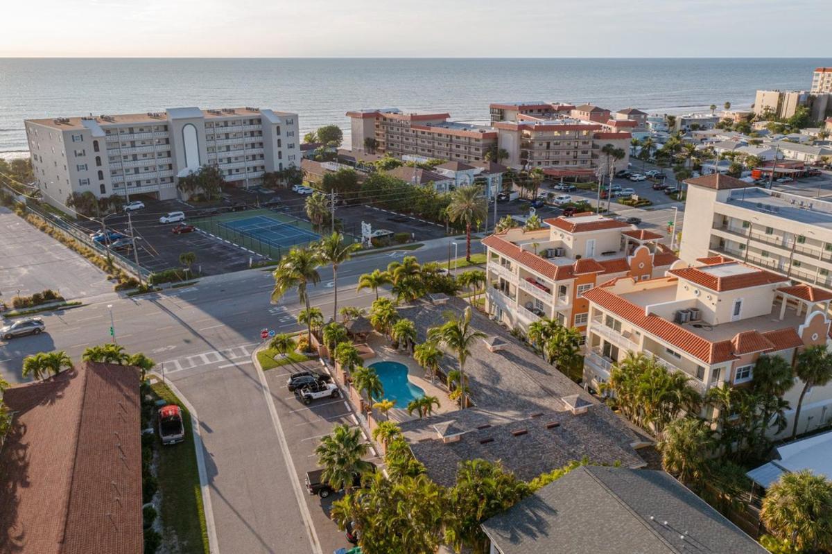 Walkable To Restaurants And Steps To The Beach! - Coconut Villa'S Suite 10 St. Pete Beach Exteriér fotografie