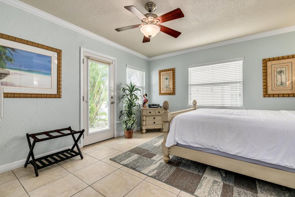Walkable To Restaurants And Steps To The Beach! - Coconut Villa'S Suite 10 St. Pete Beach Exteriér fotografie