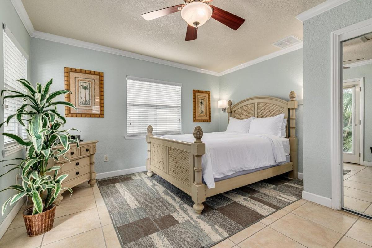 Walkable To Restaurants And Steps To The Beach! - Coconut Villa'S Suite 10 St. Pete Beach Exteriér fotografie